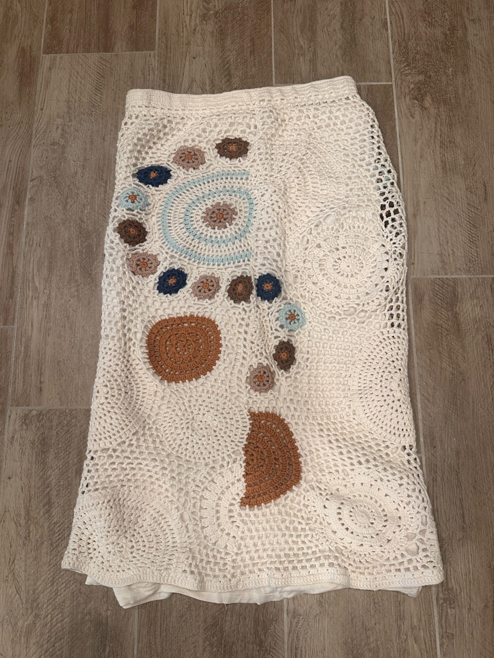 Free People White Crochet Maxi Dress with Blue and Brown Floral Motifs - Picture 7 of 8